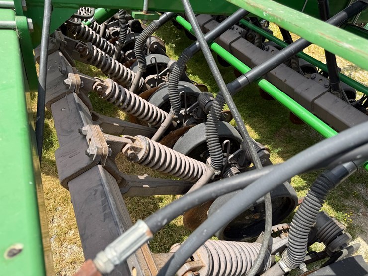 john-deere-1590-image-66