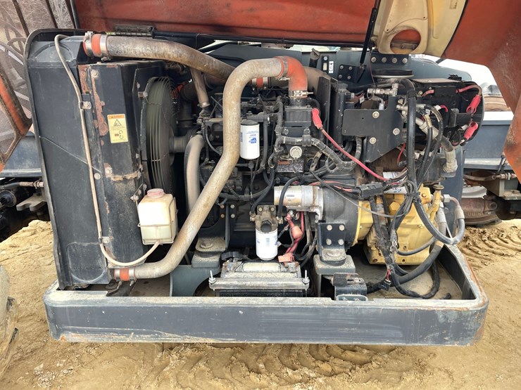 2012-jlg-g6-42a-image-61