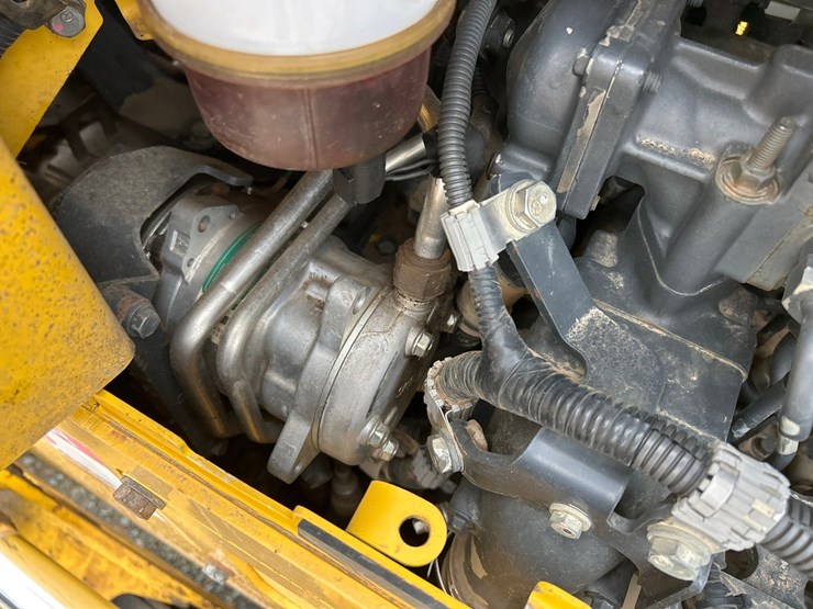 komatsu-d61pxi-23-image-32