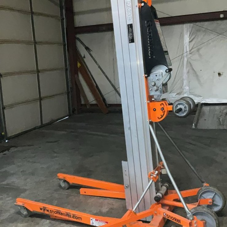 #315 • 2019 Snorkel 18' Material Lift