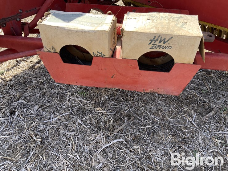 new-holland-277-image-19