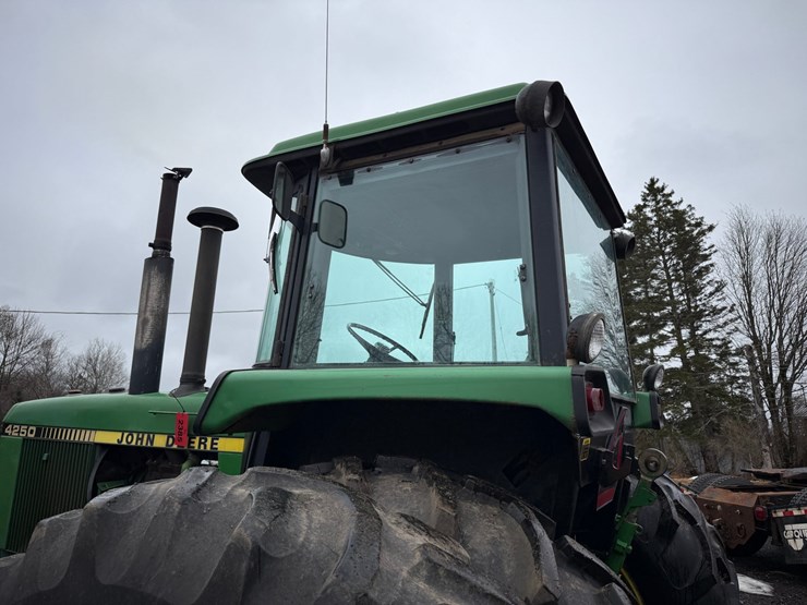 john-deere-4250-image-37