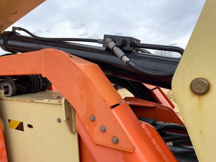 jlg-600aj-image-26