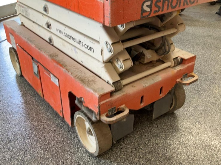 #408-•-2017-snorkel-19'-scissor-lift-image-16