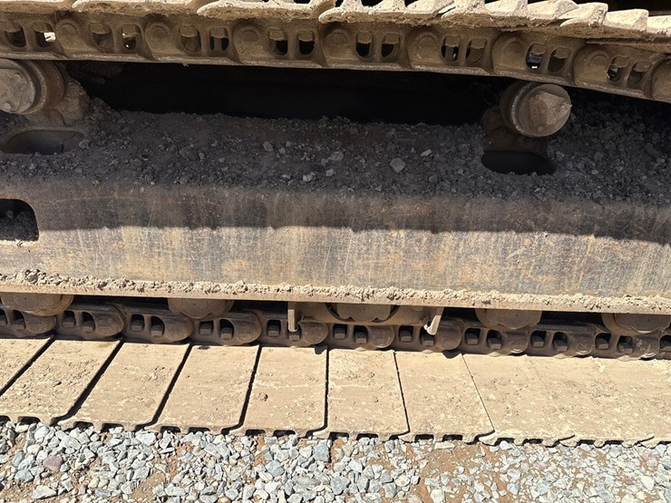 2009-deere-225-lc-image-72