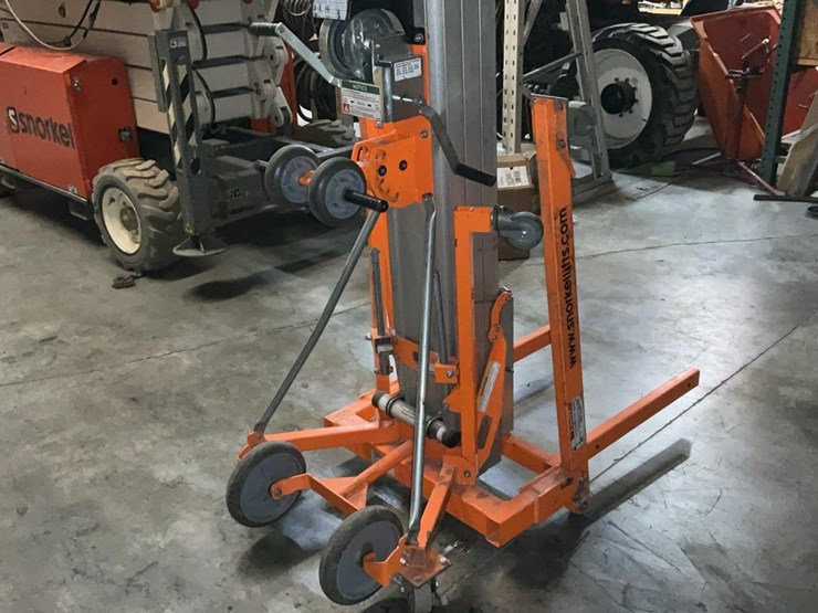 #315-•-2019-snorkel-18'-material-lift-image-16