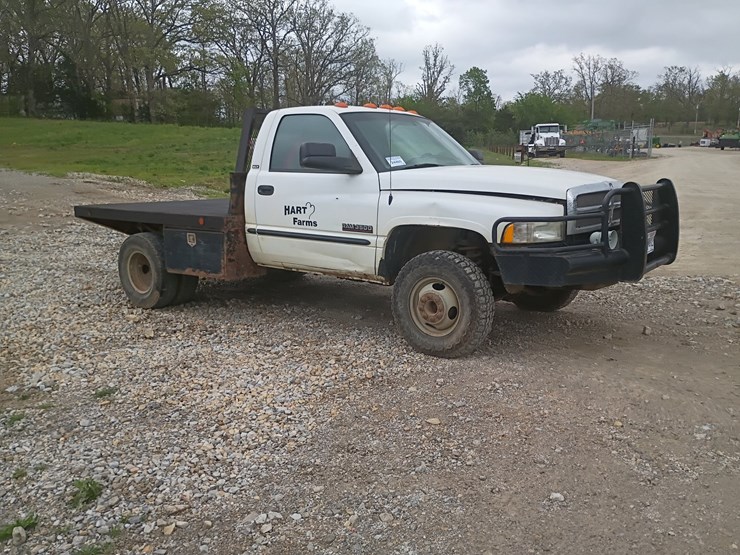 2000-dodge-ram-3500-image-12