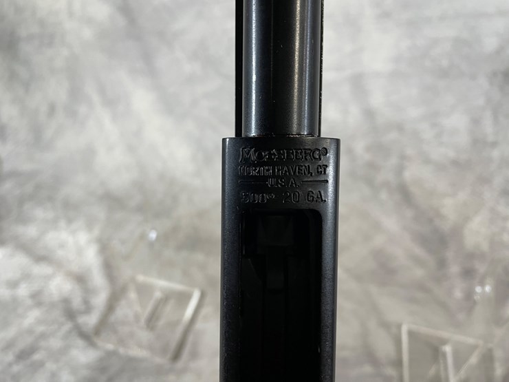 #4100-•-mossberg-model-500,-20-ga.-pump-action-shotgun,-sn:-v1513022,-(neenah,-wi)-image-16
