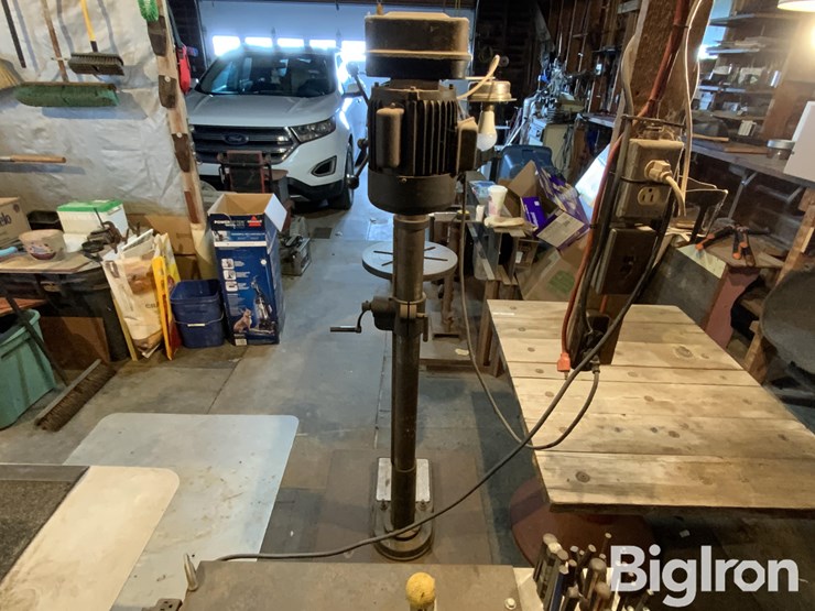 16-speed-drill-press-image-6