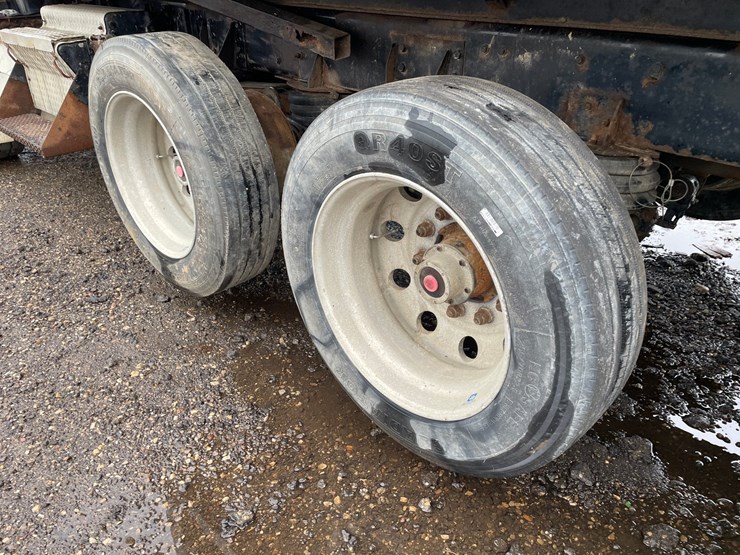 1997-kenworth-t800-image-35