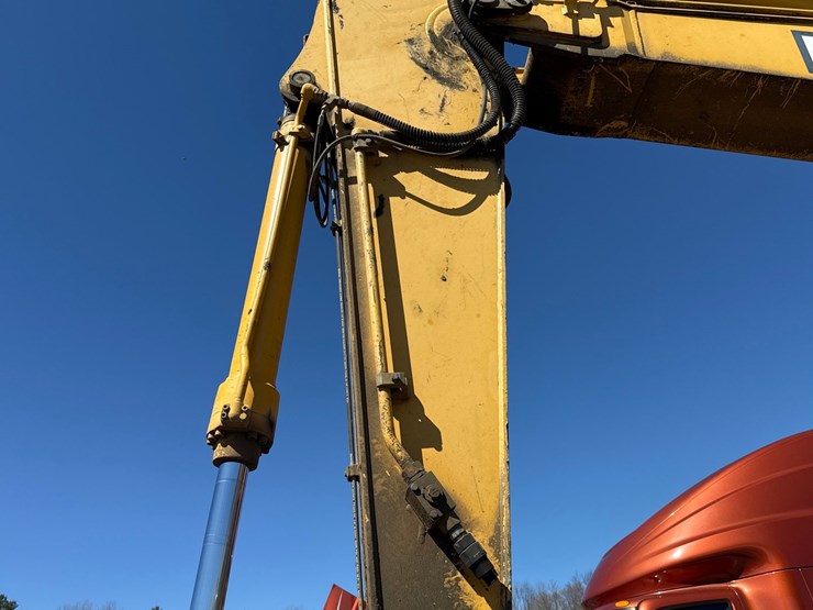 2009-deere-225-lc-image-20