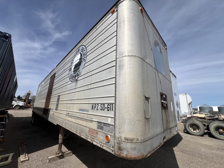 1966-utility-van-image-10