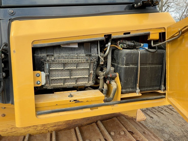 2016-caterpillar-d6k2-xl-image-28