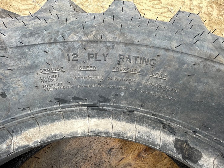 #7543-•-alliance-brand-telehandler-tire-image-9