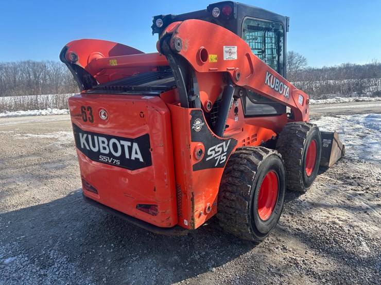 2018-kubota-ssv75-image-14