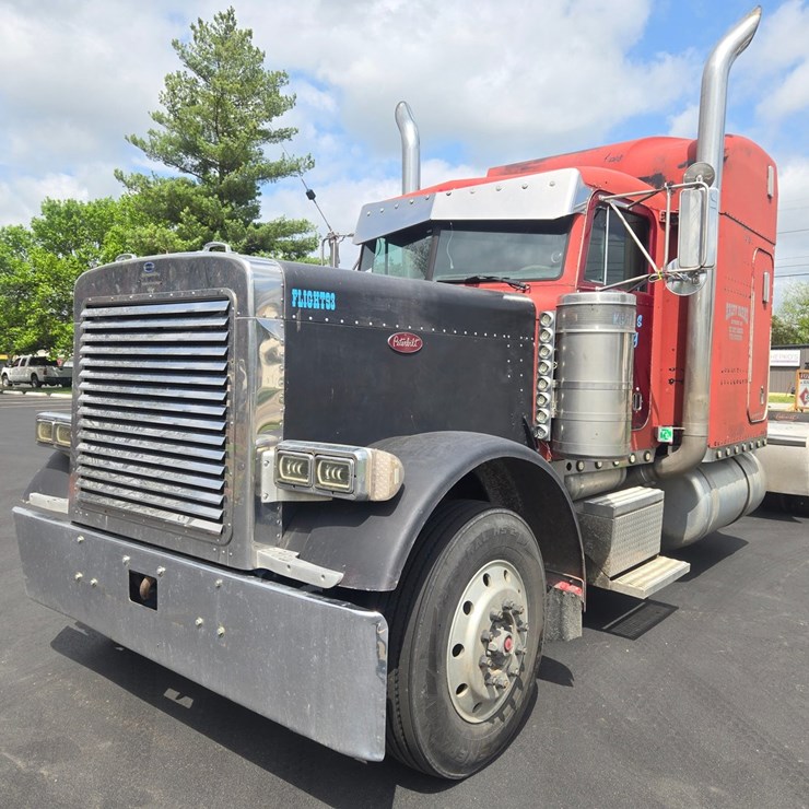 1993 PETERBILT 379