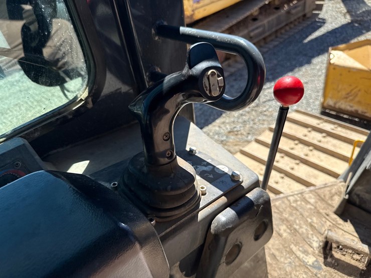 deere-450k-lgp-image-43