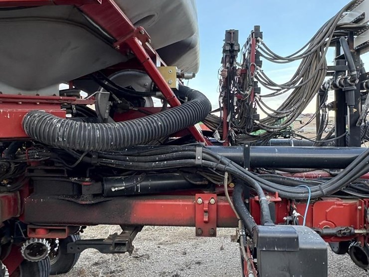 2012-case-ih-1250-image-33