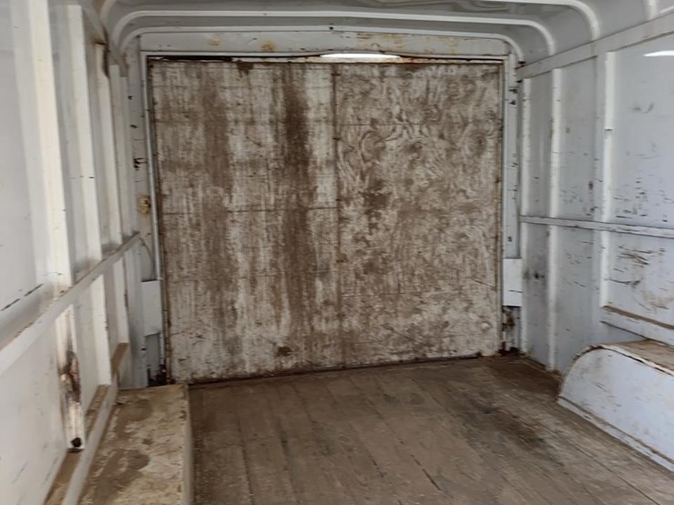 2001-cm-trailers-image-20