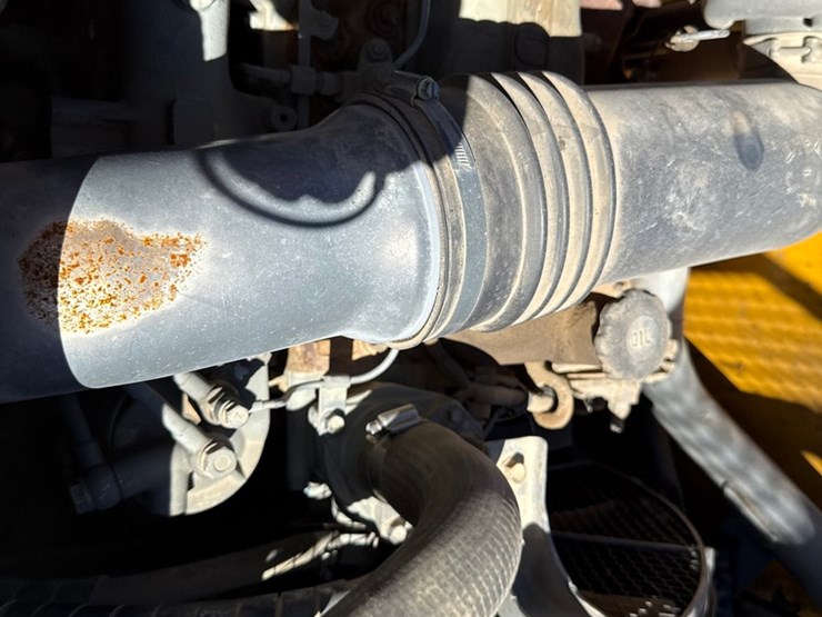 2009-deere-225-lc-image-35