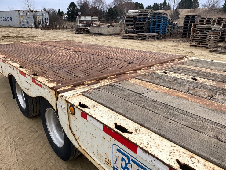 #7516-•-2015-landoll-s30c-51'-hydraulic-beavertail-semi-trailer-image-10