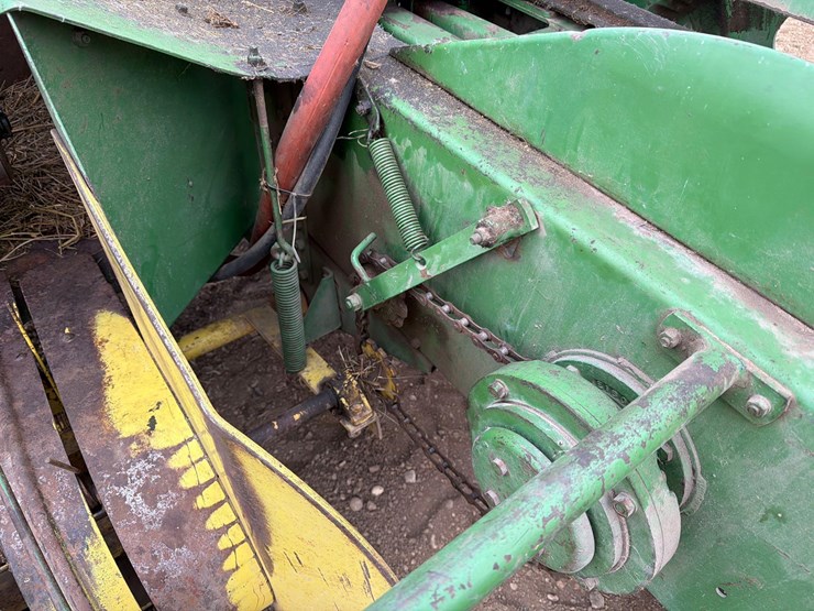 john-deere-24t-image-23