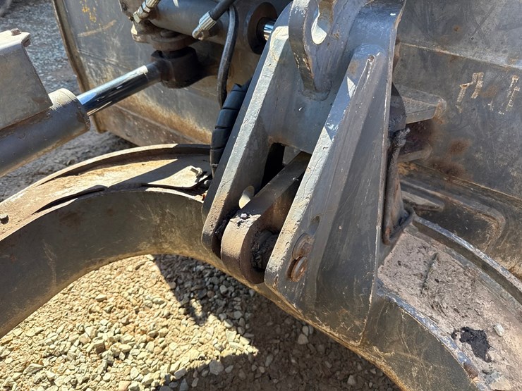 new-holland-dc80-image-14