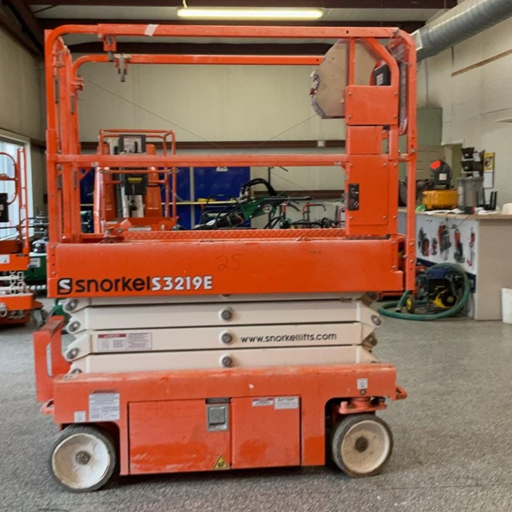 #430 • 2023 Snorkel 19' Scissor Lift