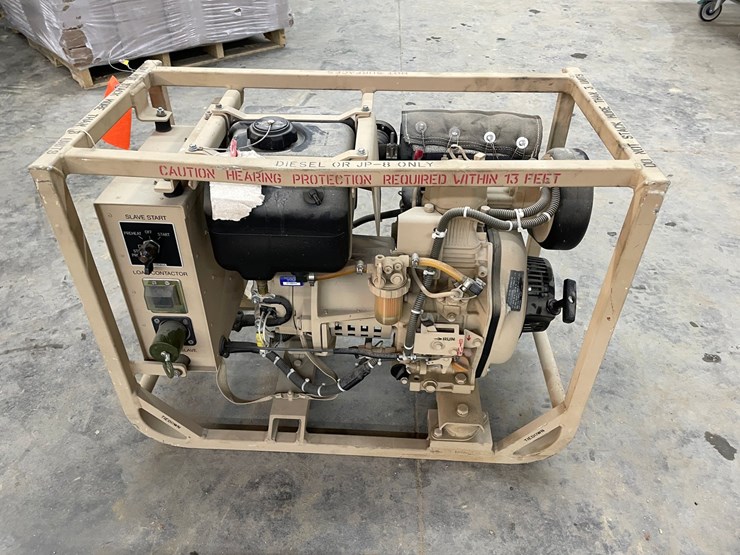 #7549-•-military-diesel-generator-image-2