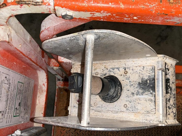 #413-•-2019-snorkel-19'-scissor-lift-image-21