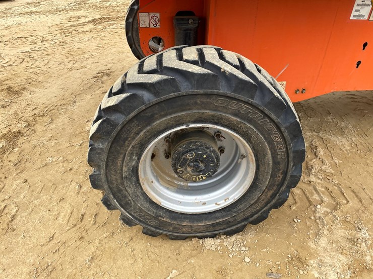 jlg-400s-image-82