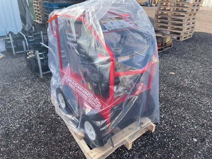 #3089-•-2026-magnum-4000-hot-water-pressure-washer-image-2