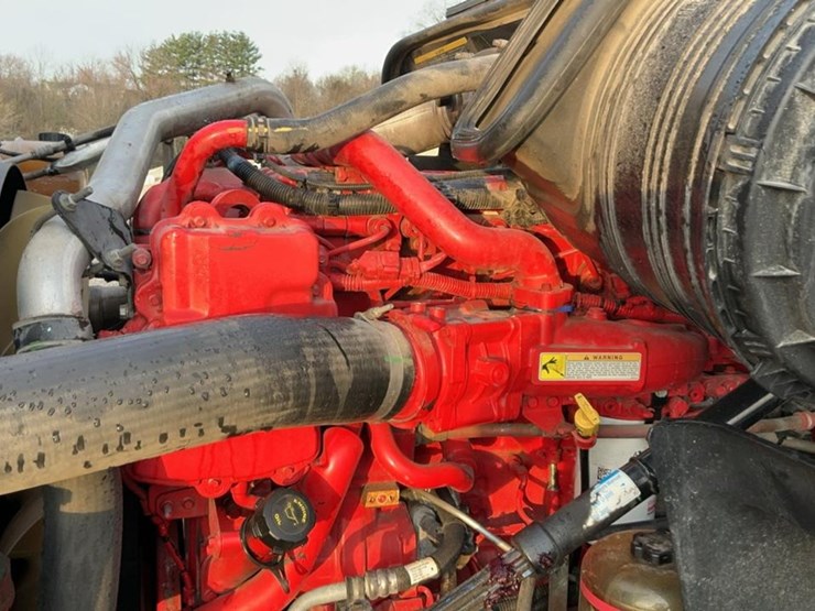 2017-international-prostar-image-11