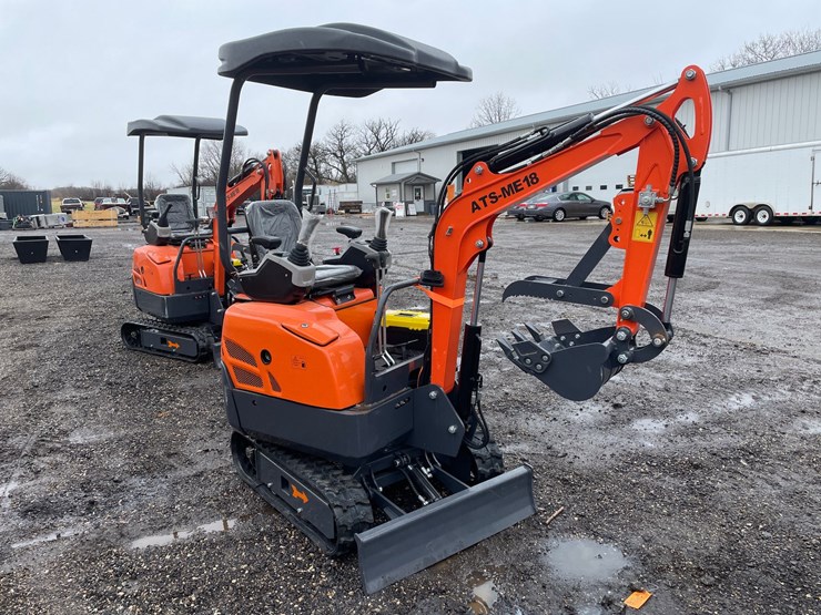 #3345-•-2026-ats-me18-mini-excavator-image-2