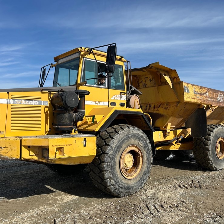 VOLVO A35