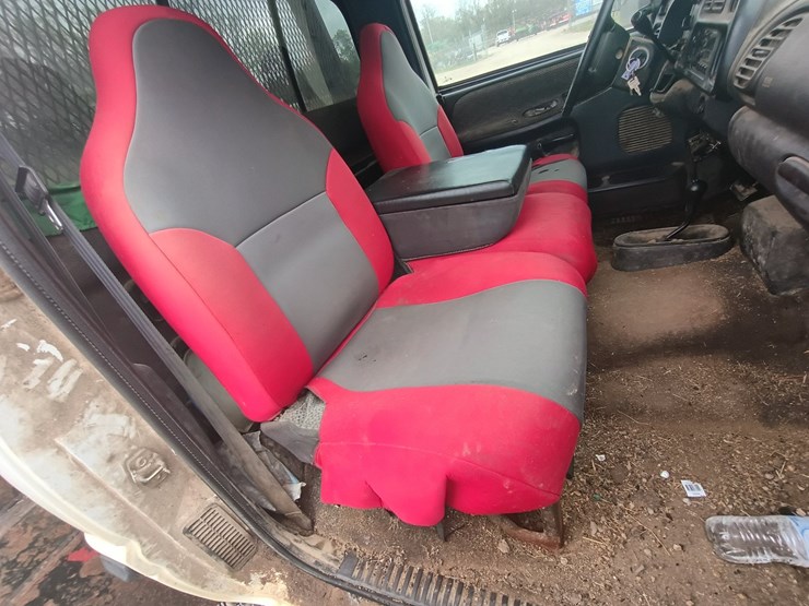 2000-dodge-ram-3500-image-38