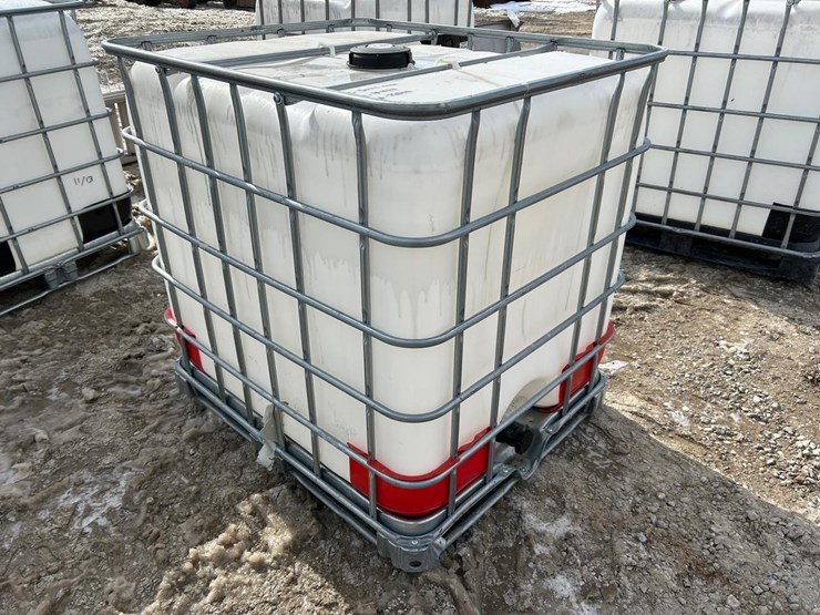 water-tank-tote-image-4