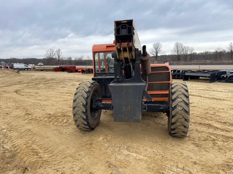 2012-jlg-g6-42a-image-6