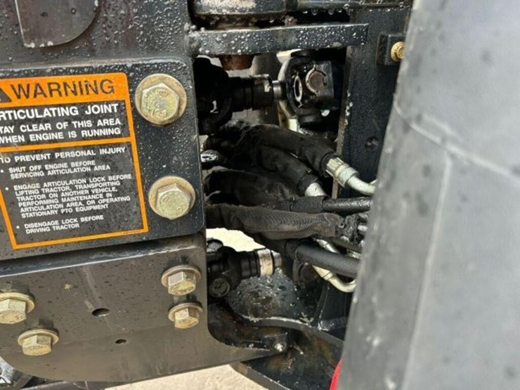 new-holland-tv6070-image-34