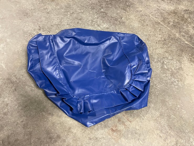 #7557-•-genie-man-lift-basket-control-weather-cover-image-2