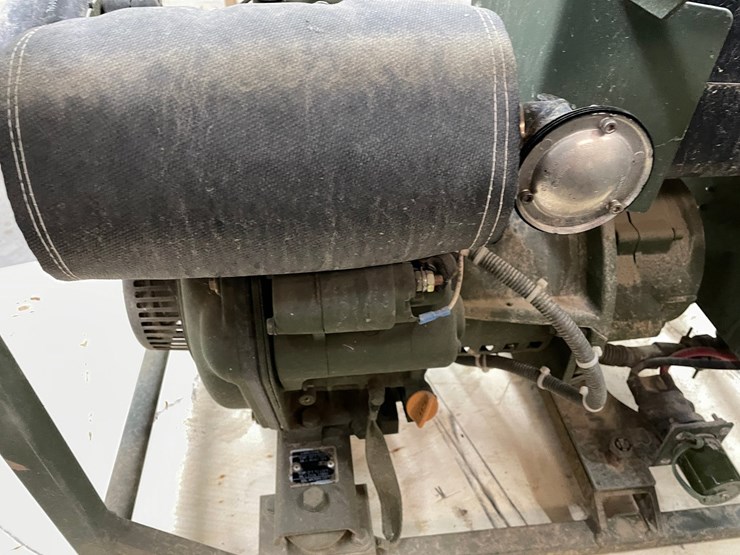 #7547-•-military-diesel-generator-image-10