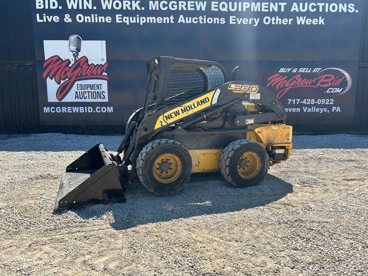 new-holland-l230-image-1