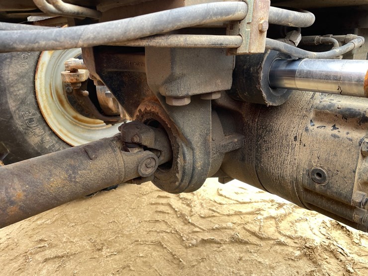 2005-jlg-g9-43a-image-42