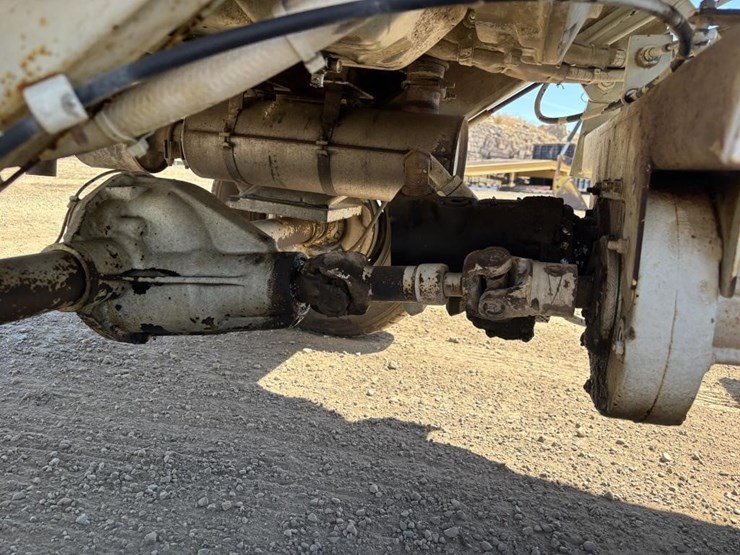 2005-rosco-rb48-image-20