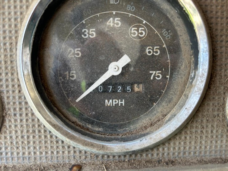 1983-caterpillar-3208-image-23