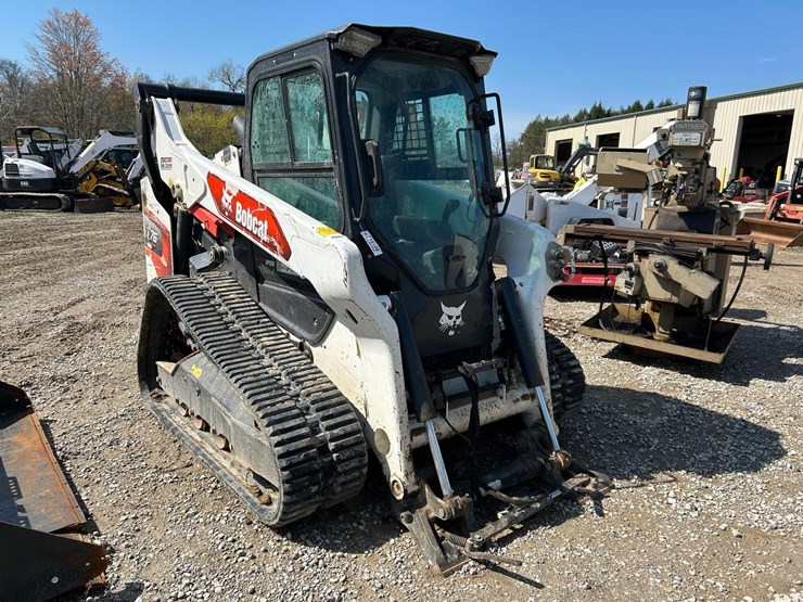 2020-bobcat-t76-image-6