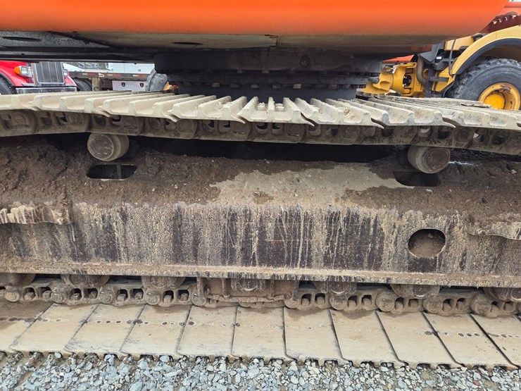 hitachi-zx330-lc-image-76