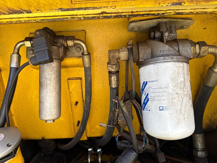 new-holland-dc80-image-28