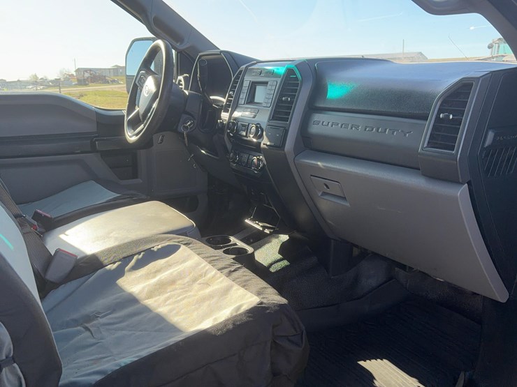 2017-ford-f250-image-17