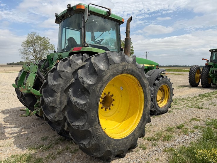 1998-john-deere-8300-image-3